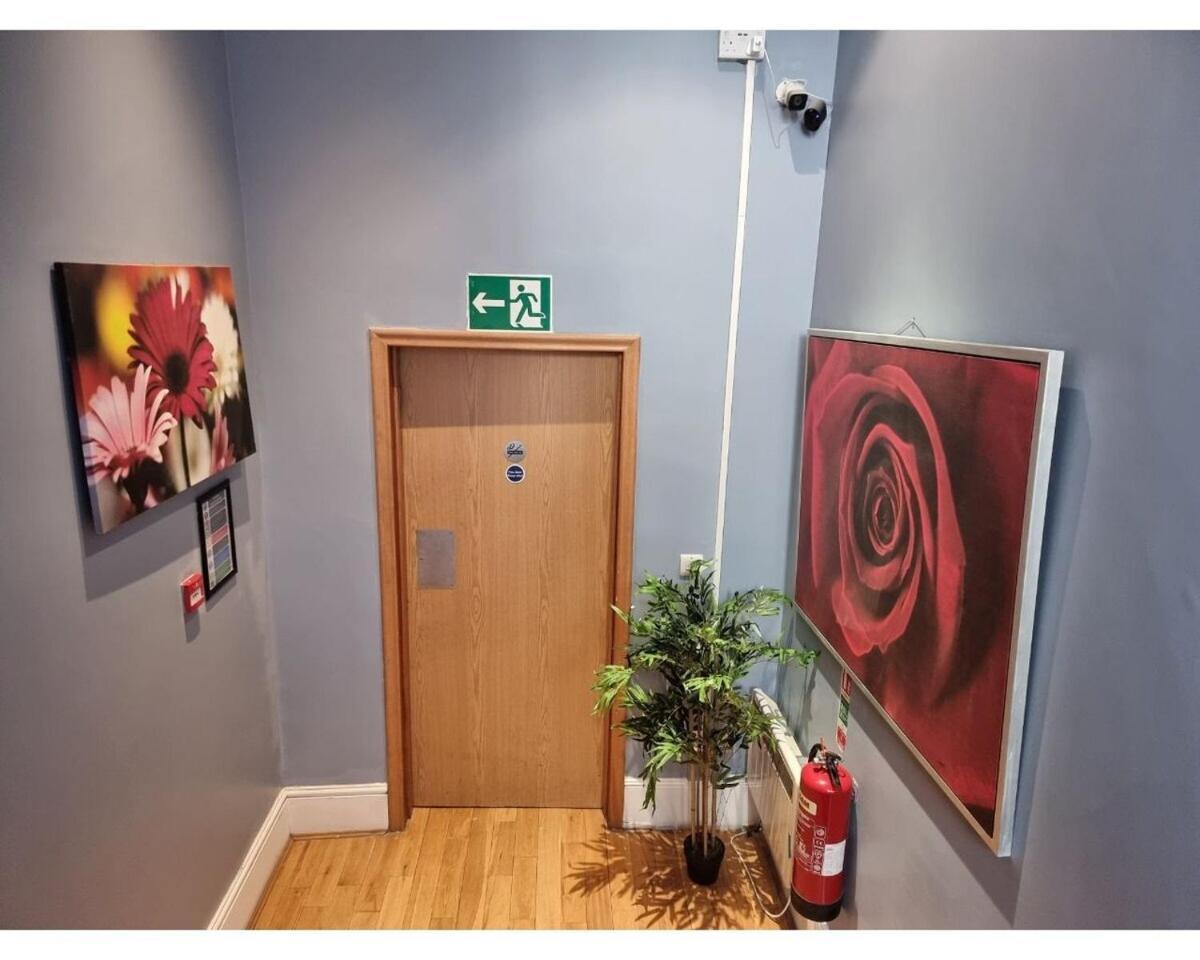 F101-First Floor Flat Fits 3 Near Hyde Park Daire Londra Dış mekan fotoğraf